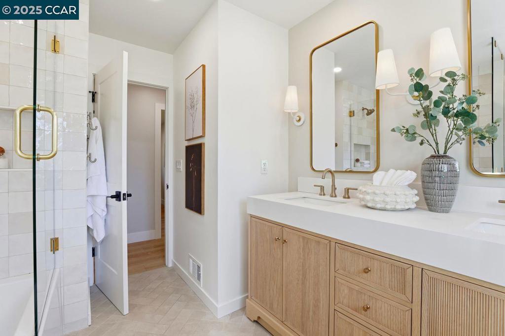 BROOKSIDE - Residential