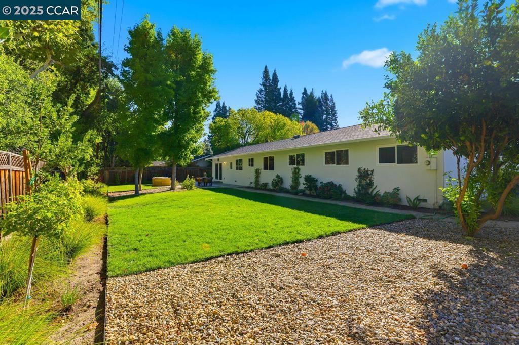 BROOKSIDE - Residential