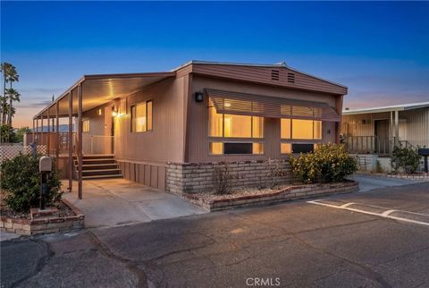 Photo of 675 W Oakland Ave Ave #G15, Hemet, CA 92543 (MLS # SW26082337)