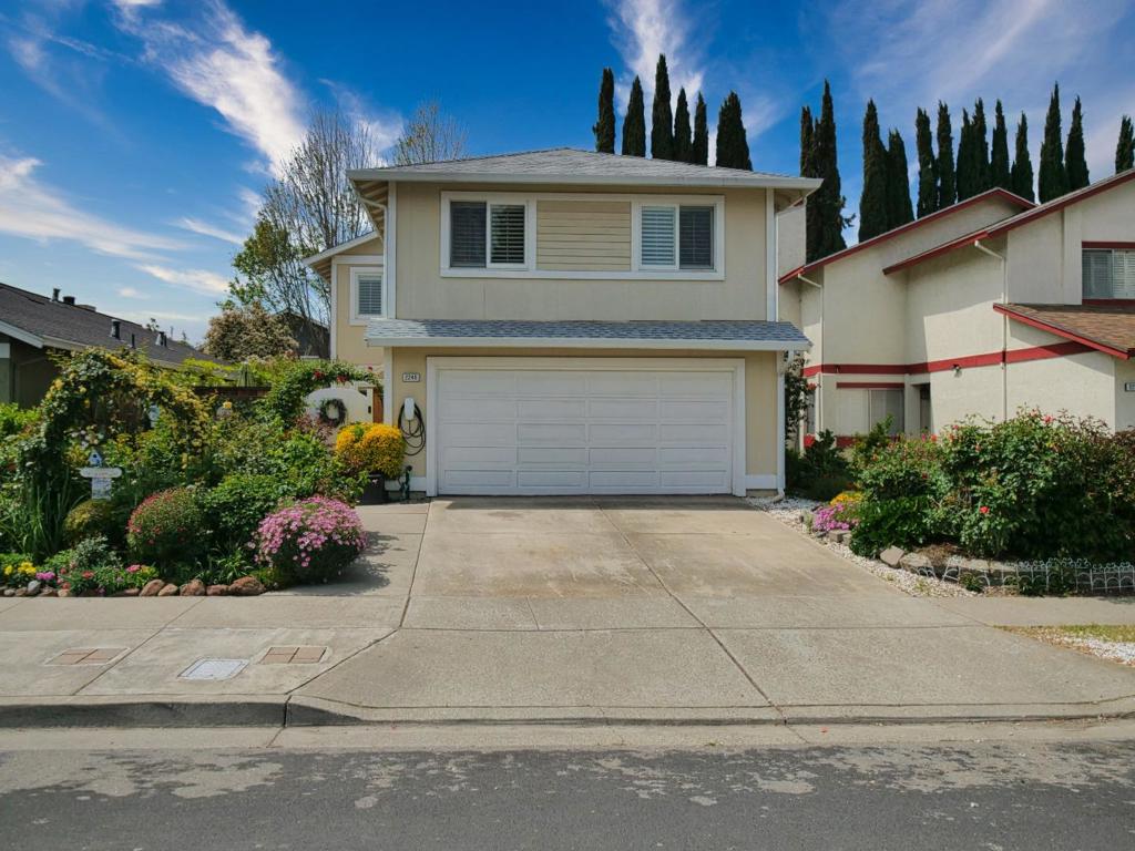 2248 Oakland Avenue