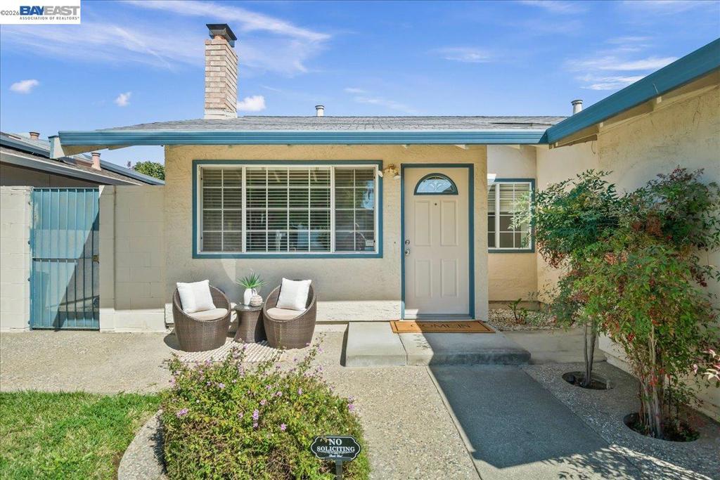 32510 Lake Temescal Ln