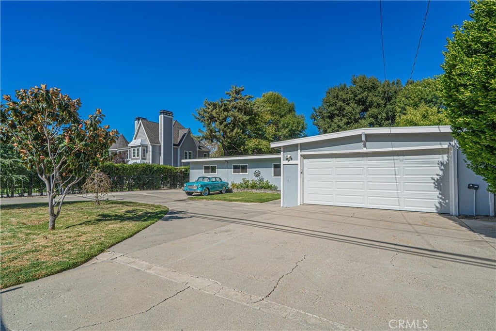 21143 Placerita Canyon