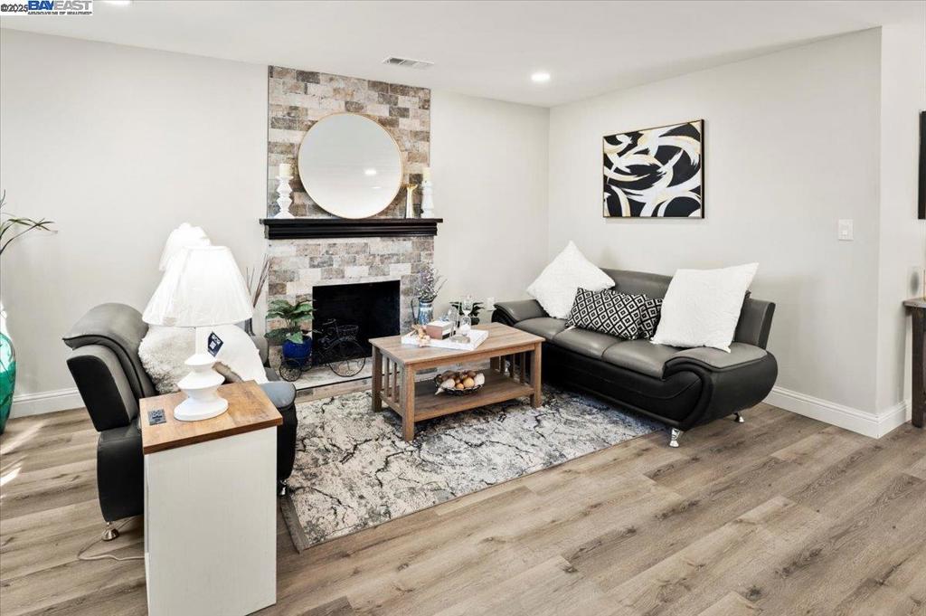 NORTH SIDE - Residential