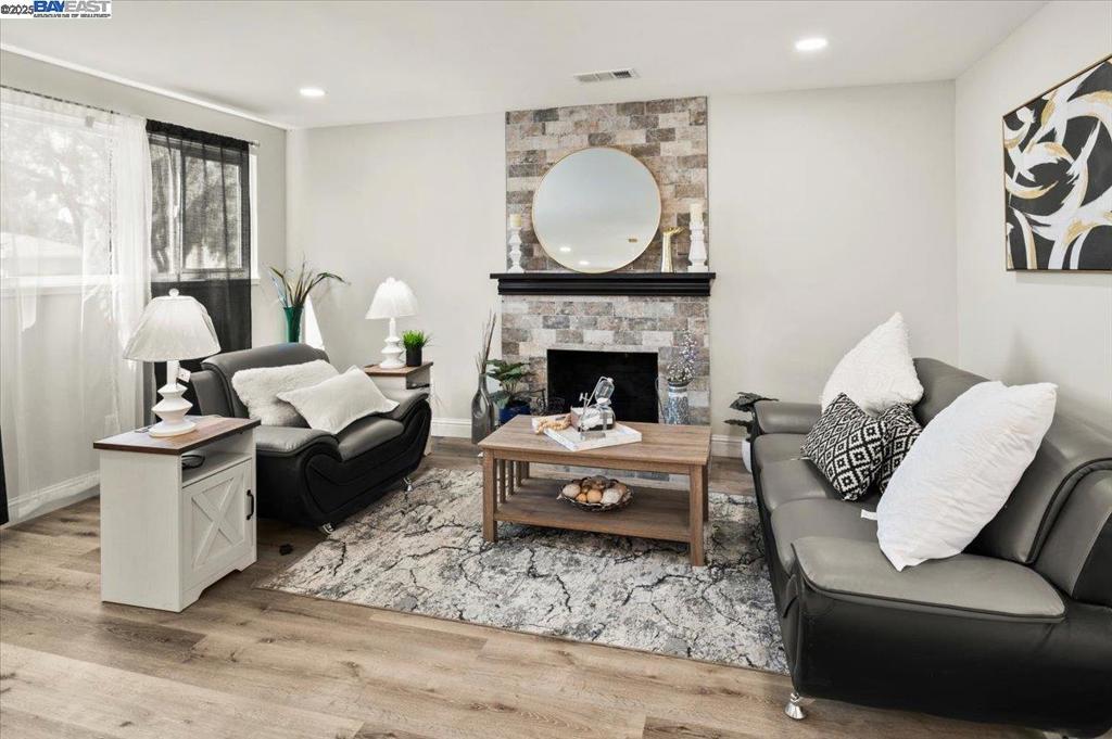 NORTH SIDE - Residential