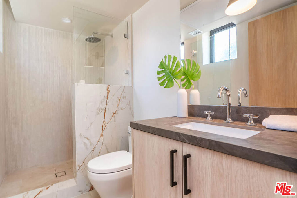 11655 Missouri Avenue