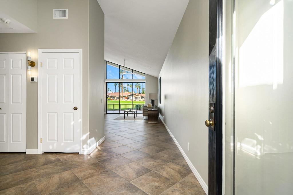 The Lakes Country Cl - Residential