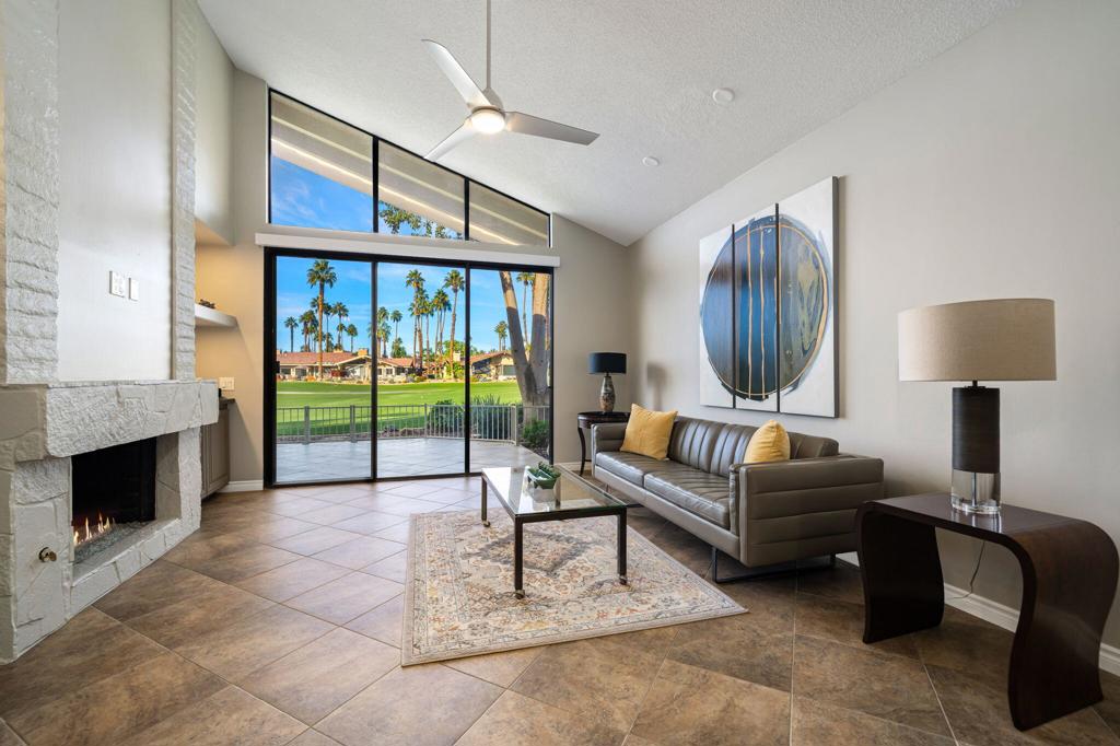 The Lakes Country Cl - Residential