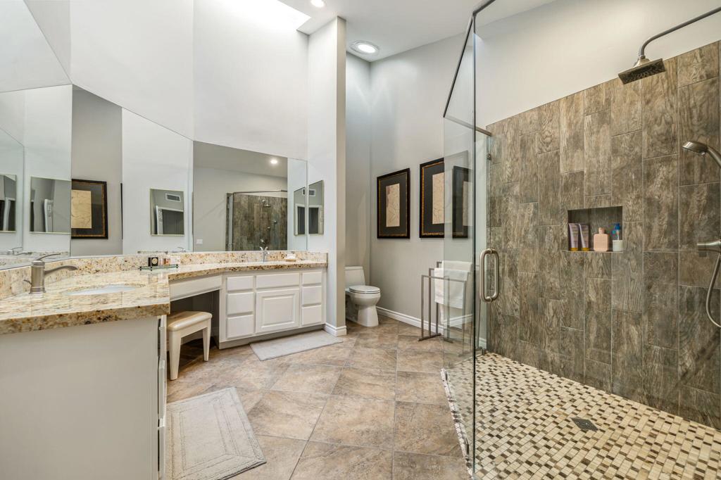 The Lakes Country Cl - Residential