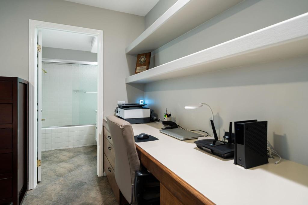 The Lakes Country Cl - Residential