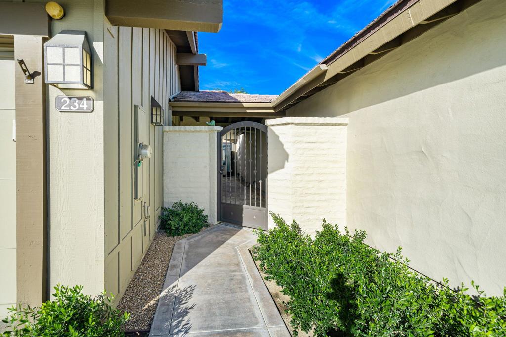 The Lakes Country Cl - Residential