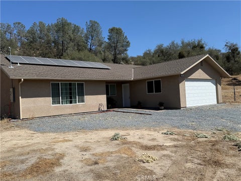 Photo of 29215 Yosemite Springs Parkway, Coarsegold, CA 93614 (MLS # FR26203321)