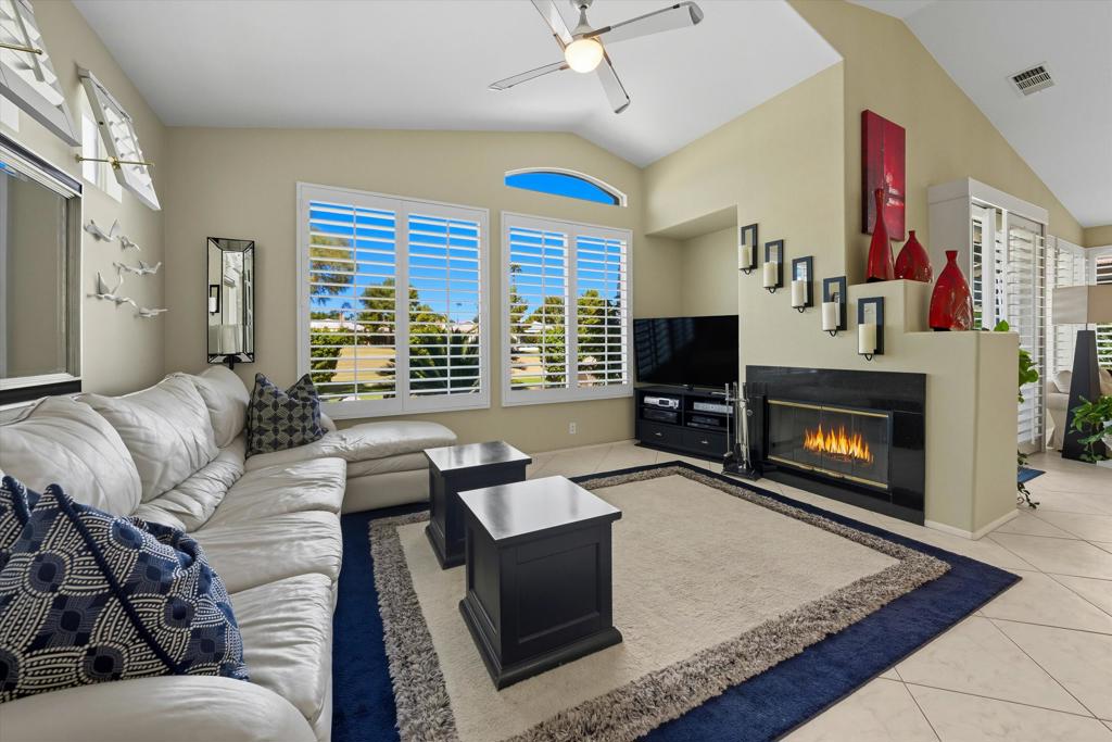Desert Princess - Residential