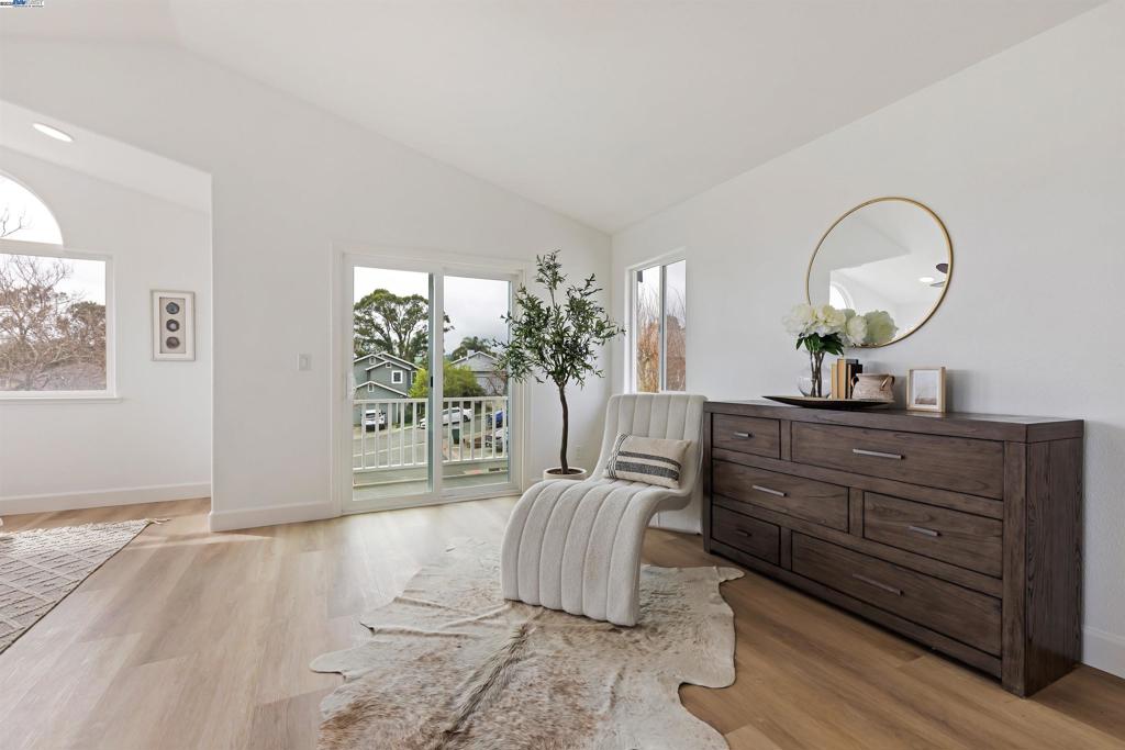 BRIDGEVIEW HGHTS - Residential