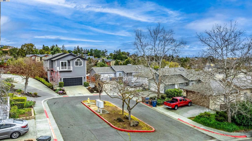 BRIDGEVIEW HGHTS - Residential