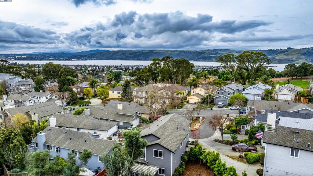 BRIDGEVIEW HGHTS - Residential