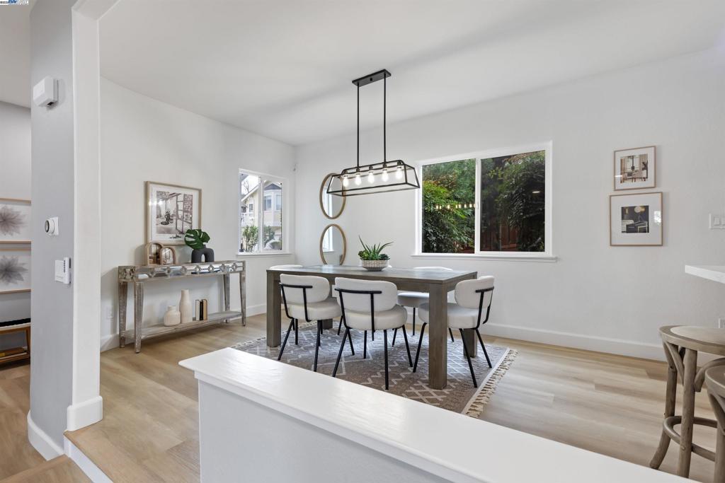 BRIDGEVIEW HGHTS - Residential