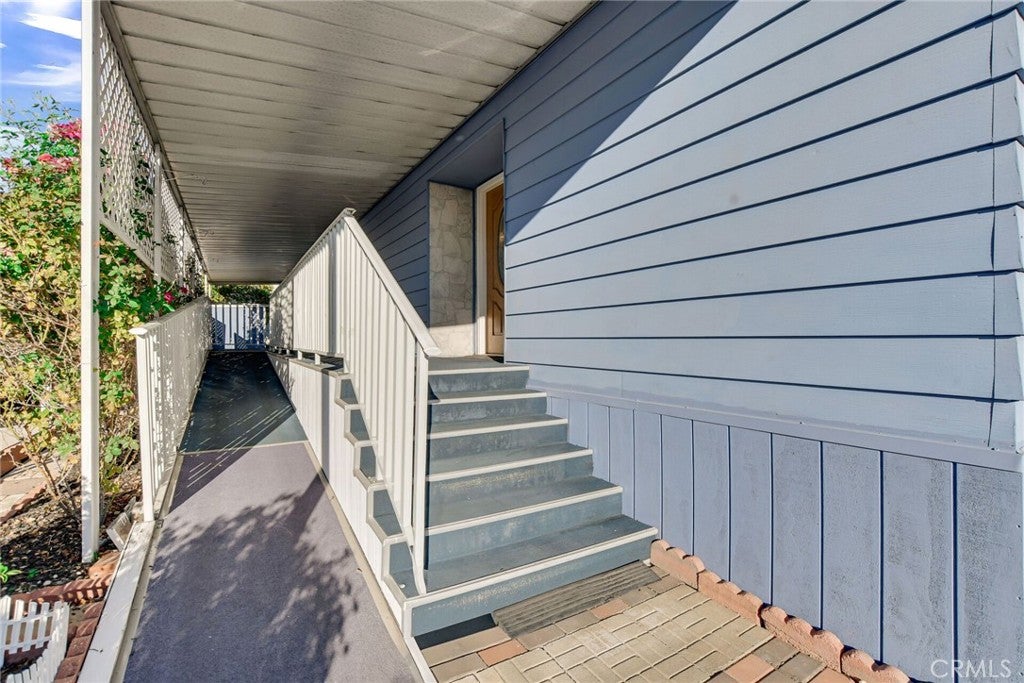 3945 Bradford Street 55