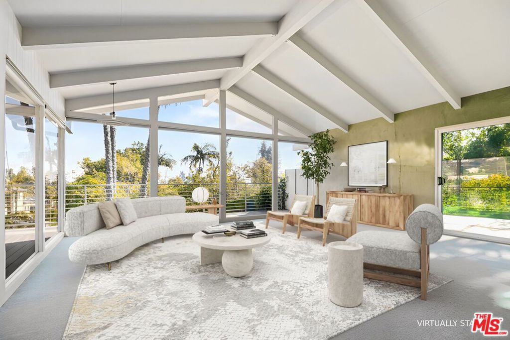 Photo 1 of 28 — 1127 Angelo Drive, Beverly Hills, CA 90210