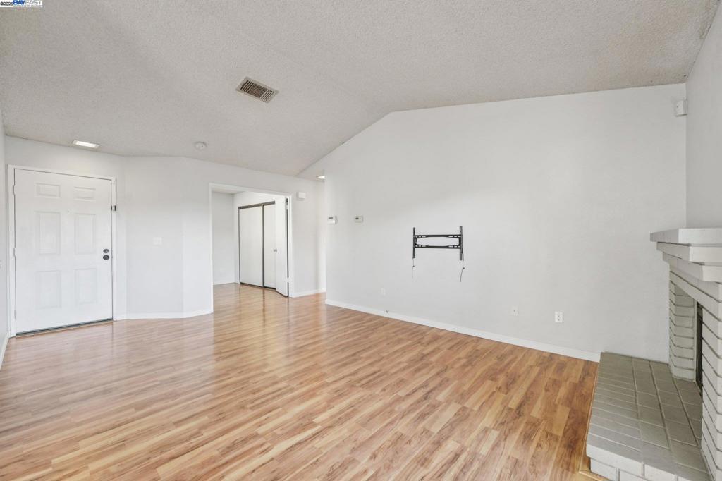 Not Listed - Residential