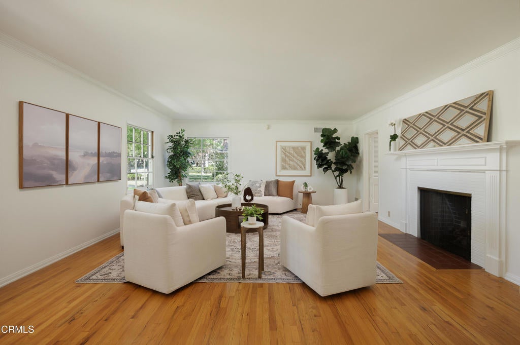 1950 Del Mar Avenue