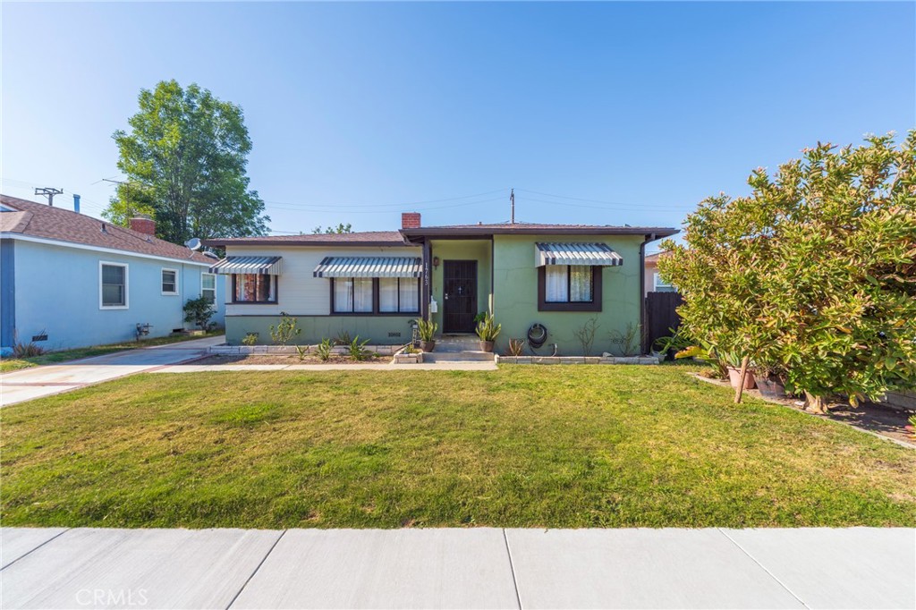 1763 W 245th Street