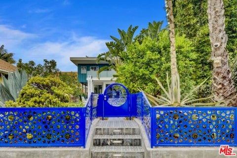 Photo of 611 Flower Avenue, Venice, CA 90291 (MLS # 26846289)