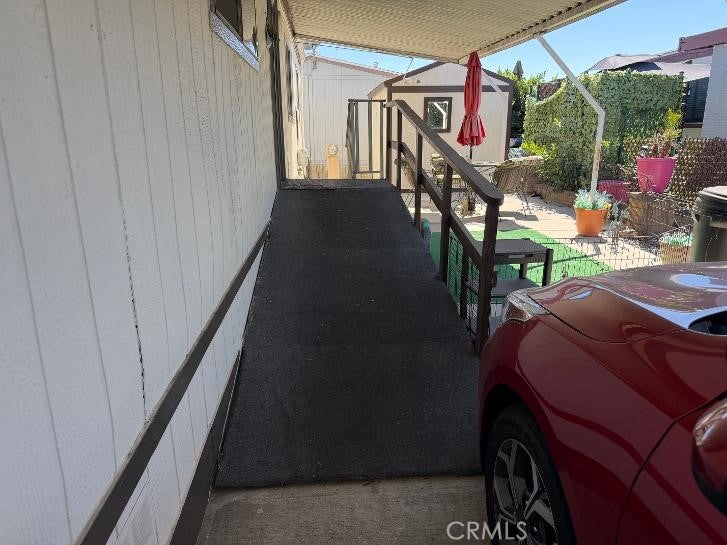 1456 E PHILADELPHIA 129