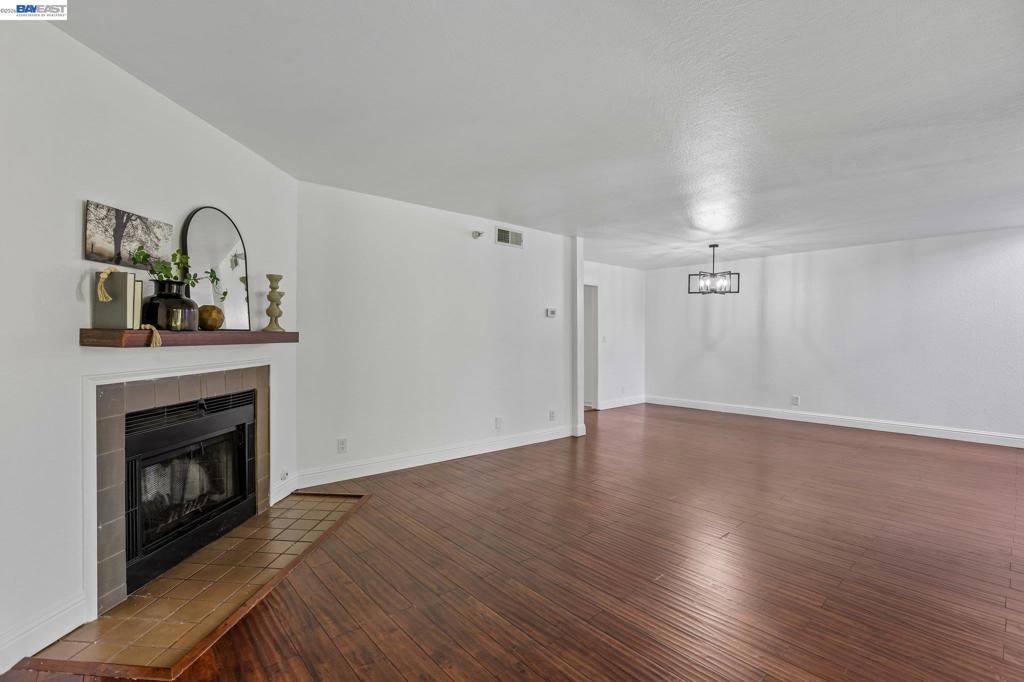 2121 Vale Rd 56
