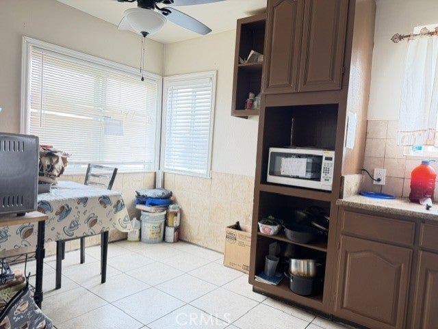 958 E 105th