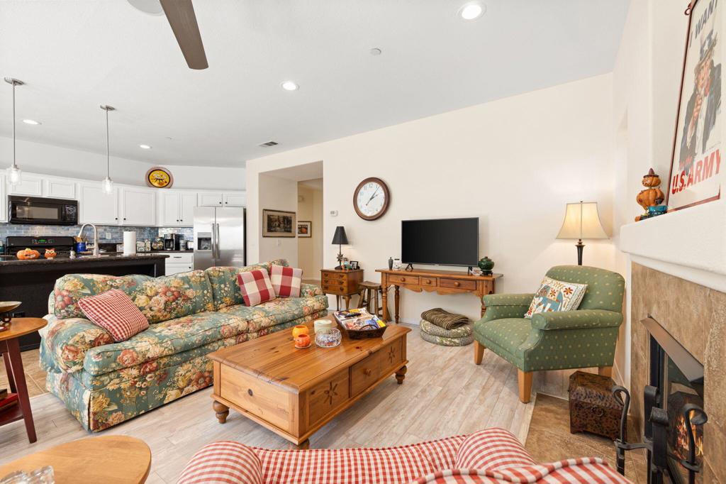 Mountain Gate - Residential