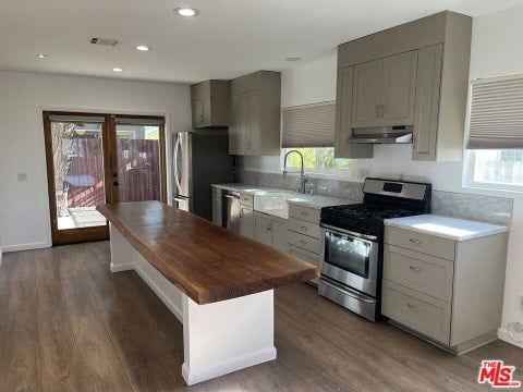 Photo of 2338 Riverdale Avenue, Los Angeles, CA 90031 (MLS # 26104815)