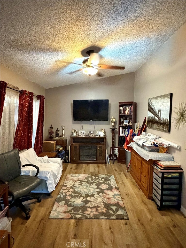 1245 Ross