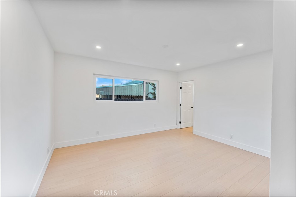 Lakewood Park/Long Beach (LLB) - Residential