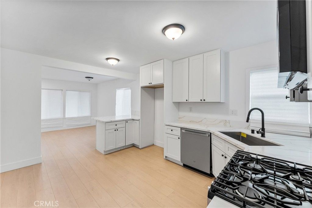 Photo of 4909 Fidler Ave, Lakewood, CA 90712 (MLS # OC25278366)