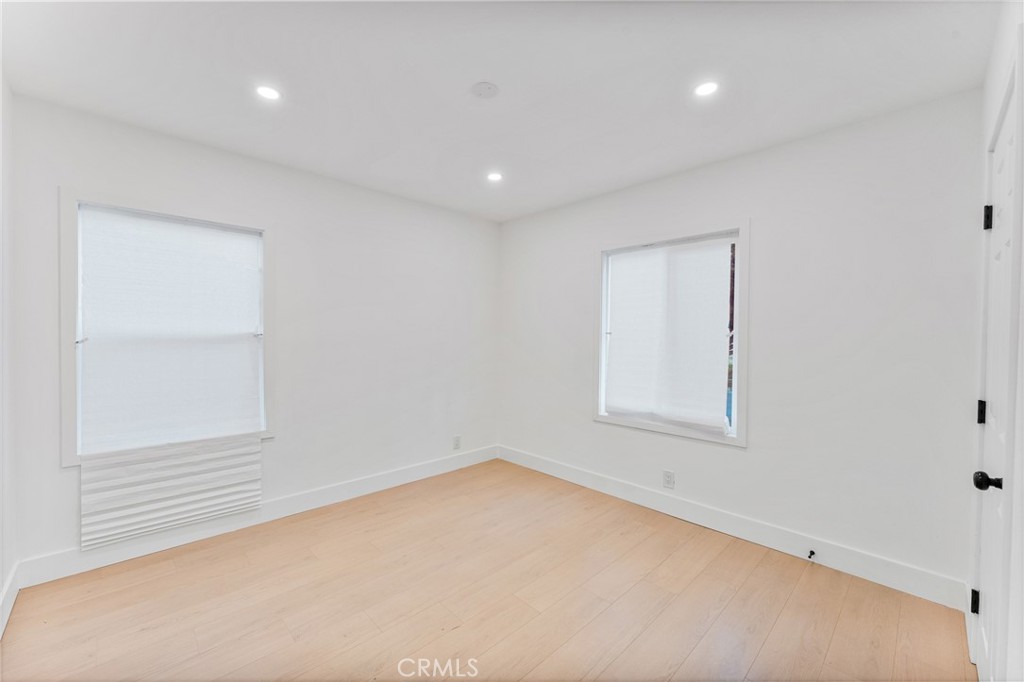 Lakewood Park/Long Beach (LLB) - Residential