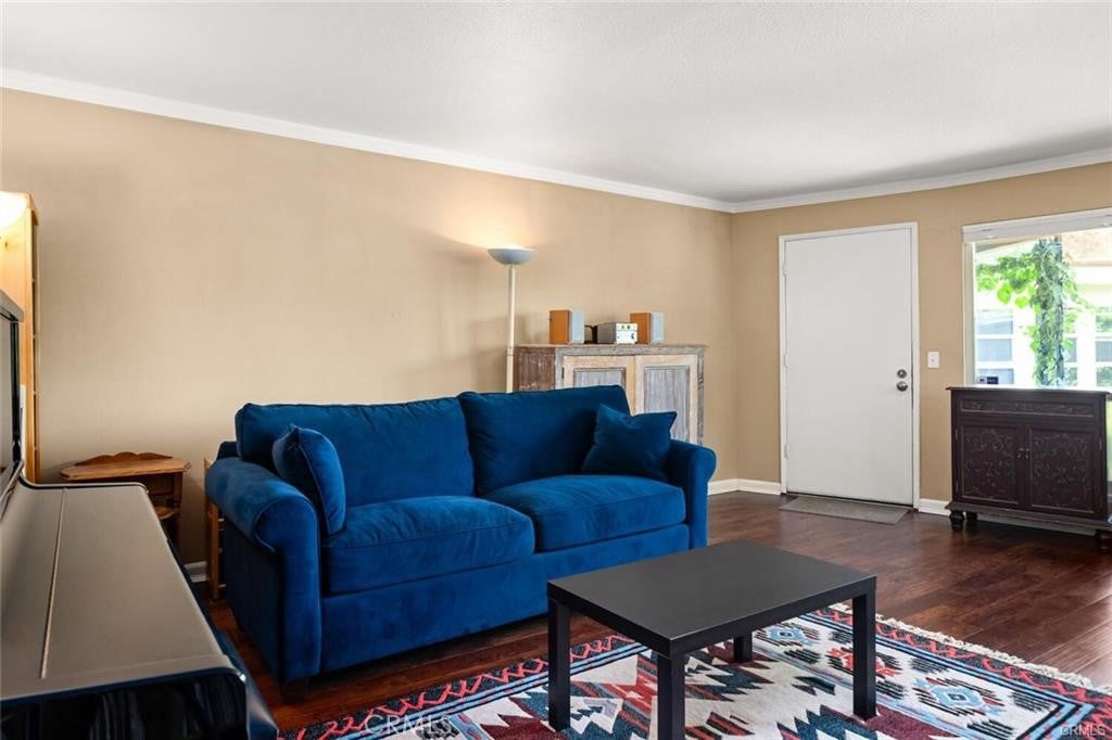 30 Plaza Way 7