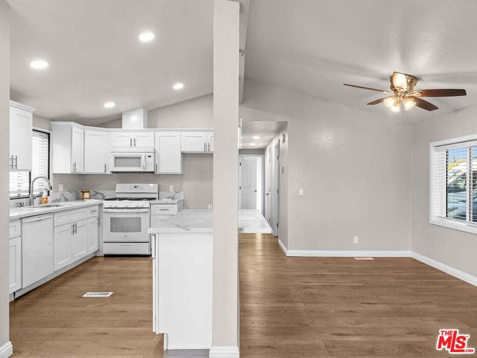 257 Las Brisas Circle