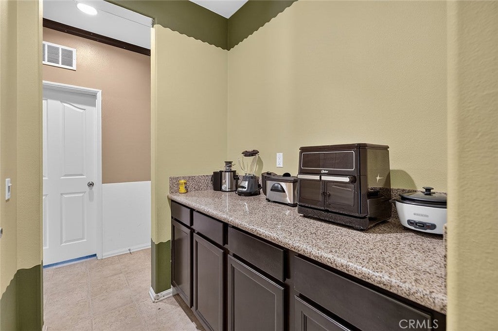 1142 Sandy Nook