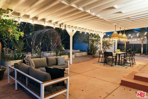 14135 Glamis Street Arleta CA 91331