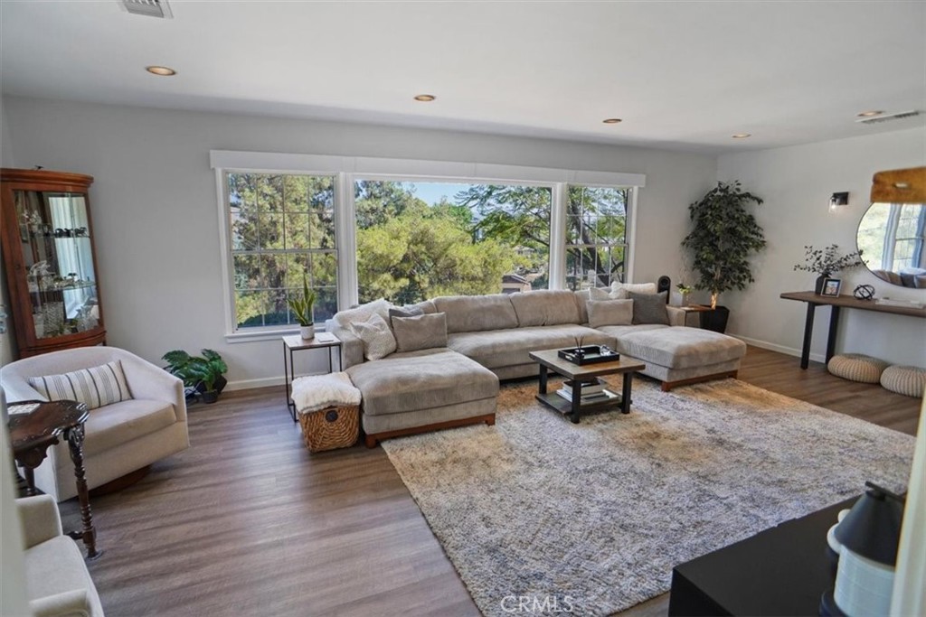 10557 Mahoney Drive