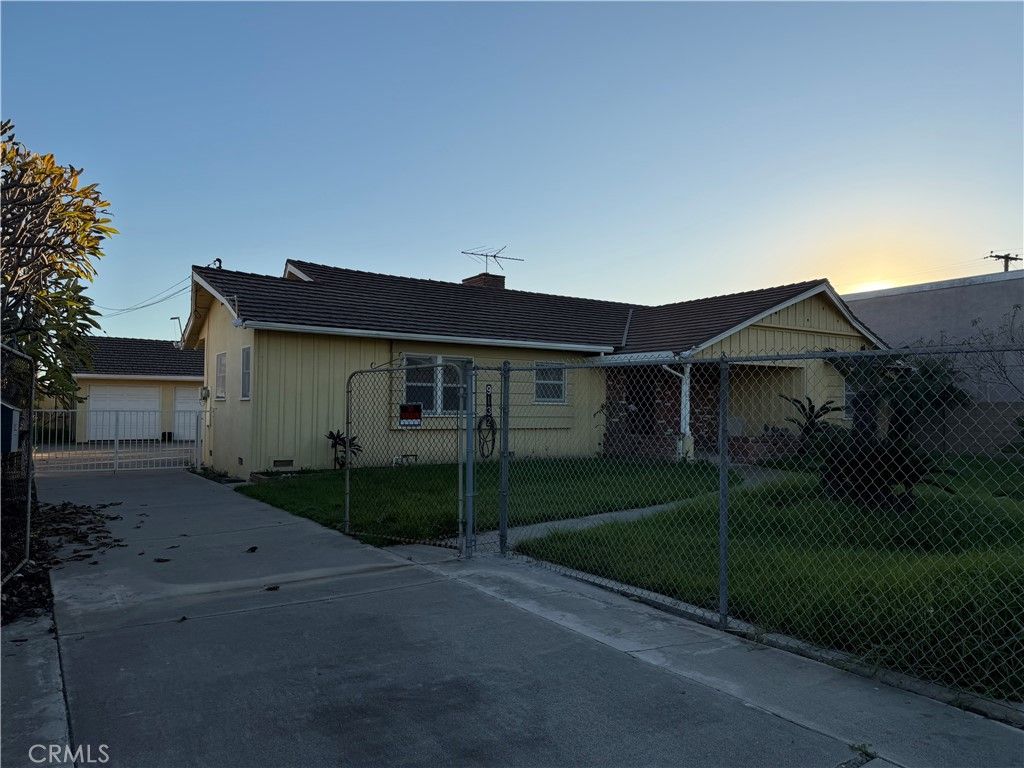 Photo of 9132 Hazard Ave, Westminster, CA 92683 (MLS # PW26013595)