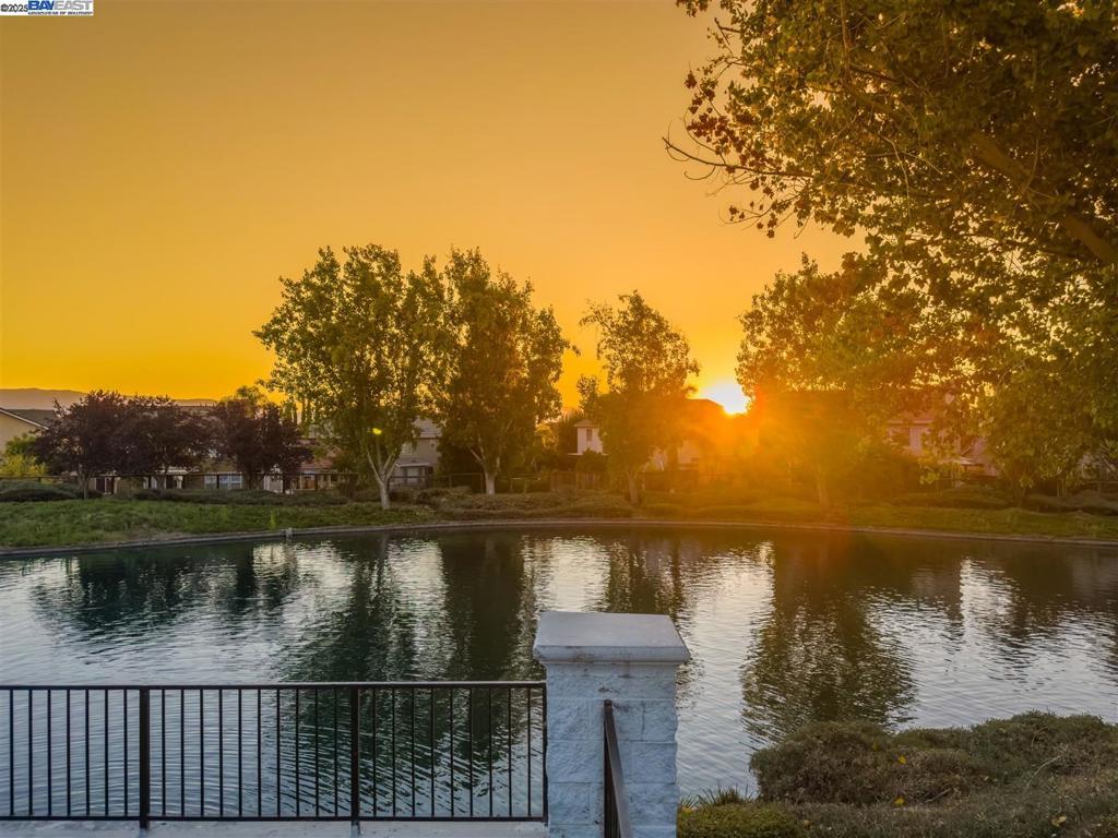 EVERGREEN HILLS - Residential