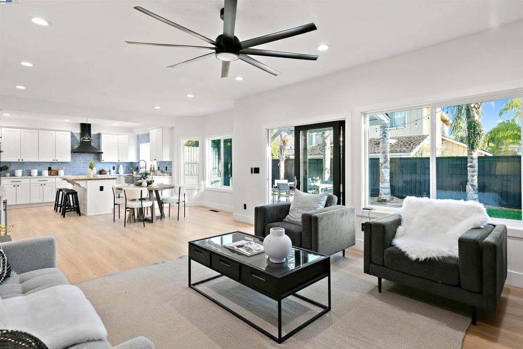 EVERGREEN HILLS - Residential