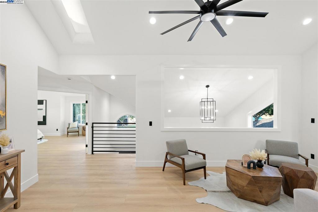EVERGREEN HILLS - Residential