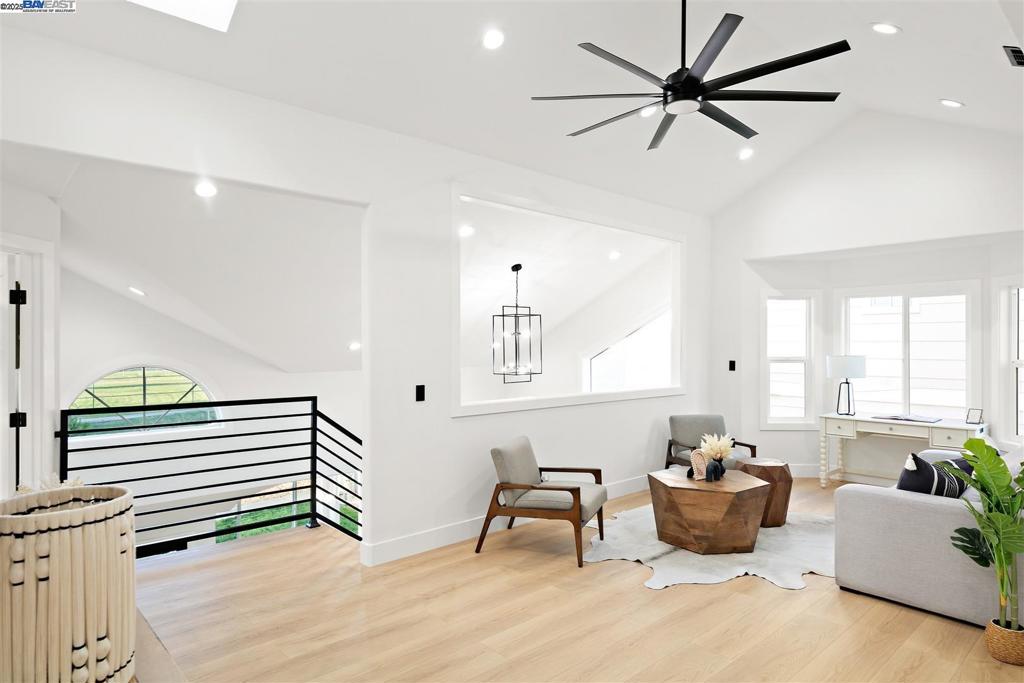 EVERGREEN HILLS - Residential