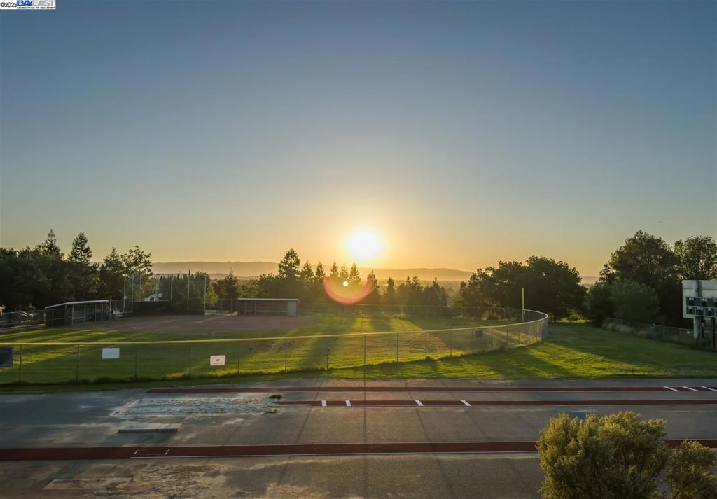 EVERGREEN HILLS - Residential