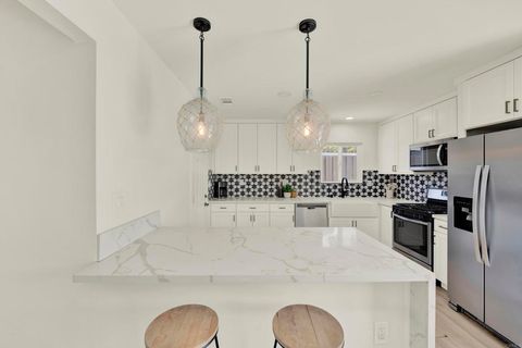 231 Cananea Street Vista CA 92084