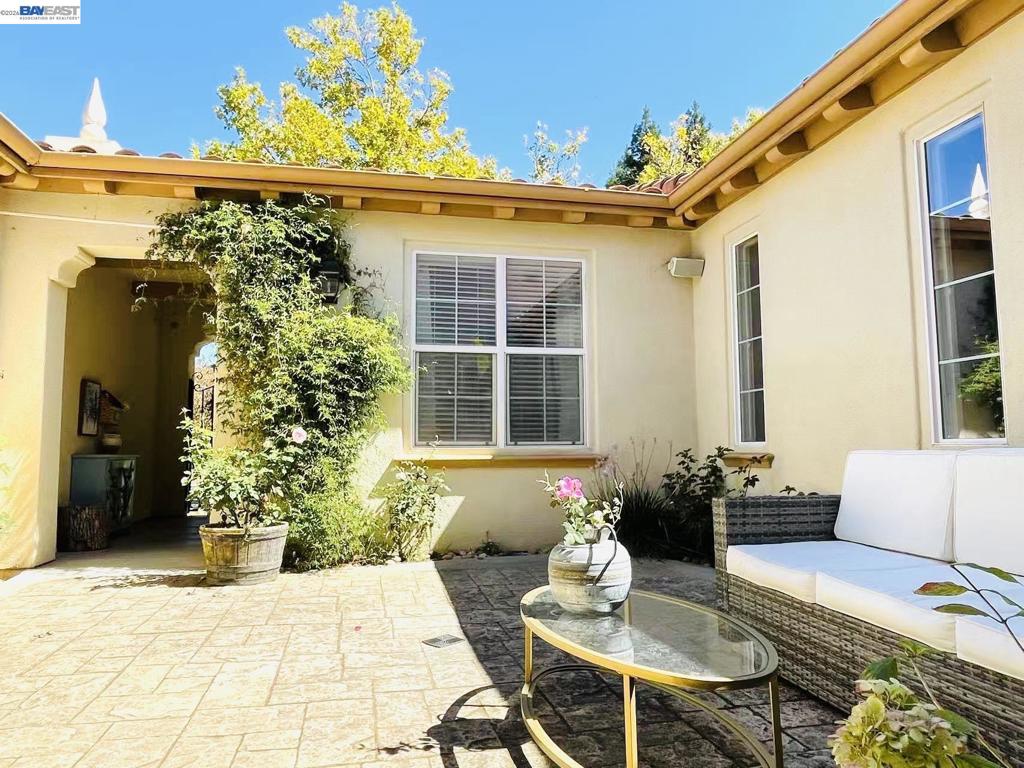 7111 7111 Eagle Ridge Dr.