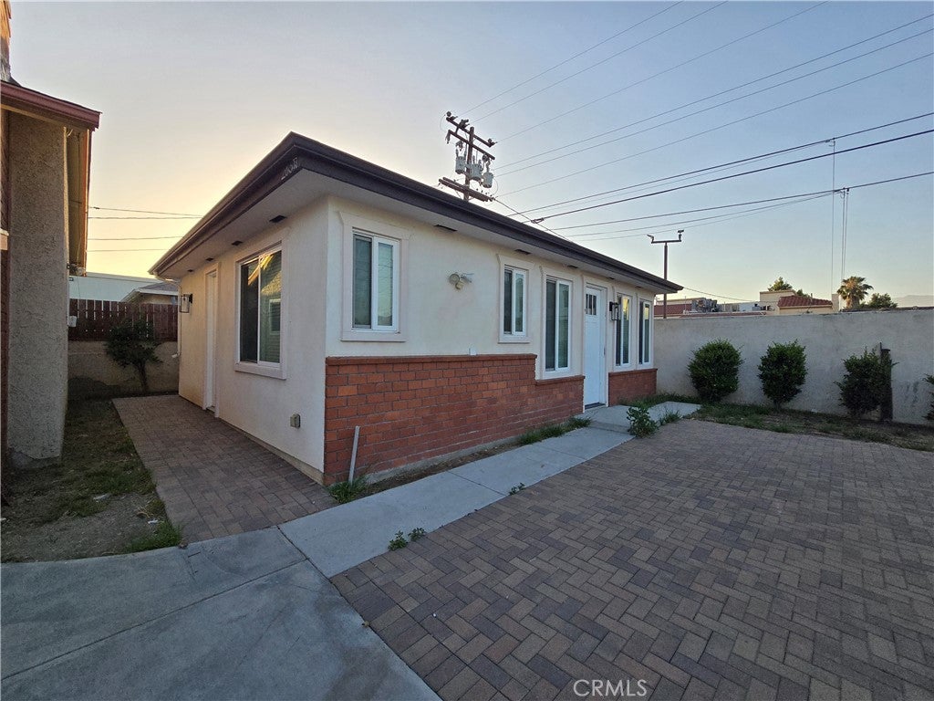 205 E Bencamp St, San Gabriel CA 91776