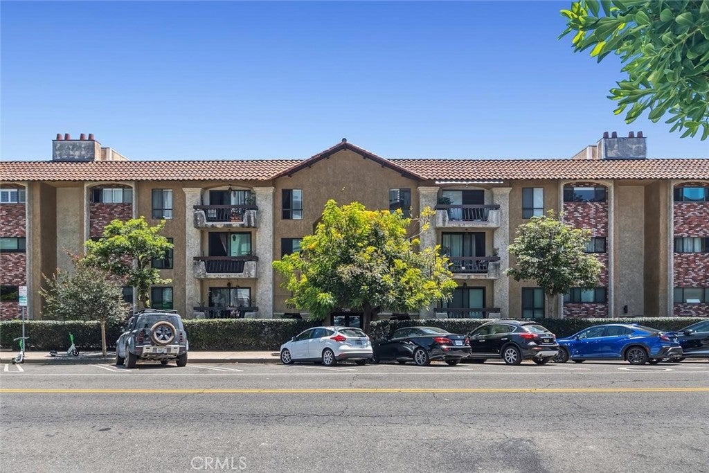 7300 Franklin Avenue 449, Los Angeles CA 90046